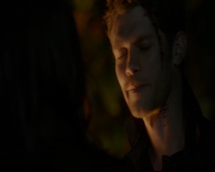 VampireDiariesWorld-dot-nl_TheOriginals_3x20WhereNothingStaysBuried1762.jpg