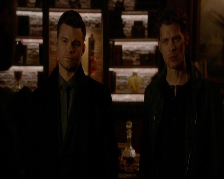 VampireDiariesWorld-dot-nl_TheOriginals_3x20WhereNothingStaysBuried1815.jpg