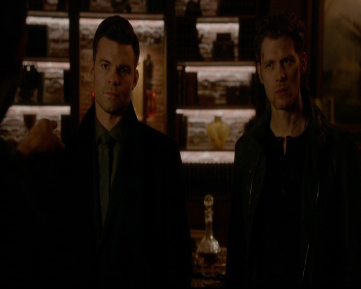 VampireDiariesWorld-dot-nl_TheOriginals_3x20WhereNothingStaysBuried1816.jpg