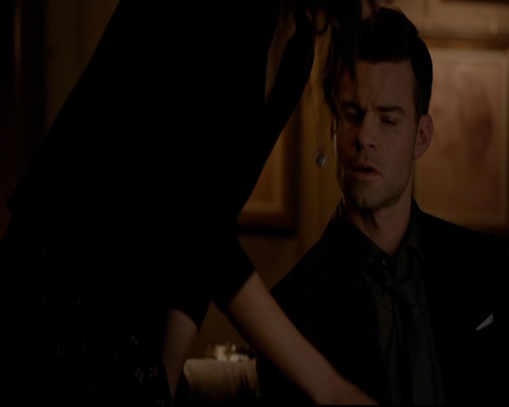 VampireDiariesWorld-dot-nl_TheOriginals_3x20WhereNothingStaysBuried2031.jpg