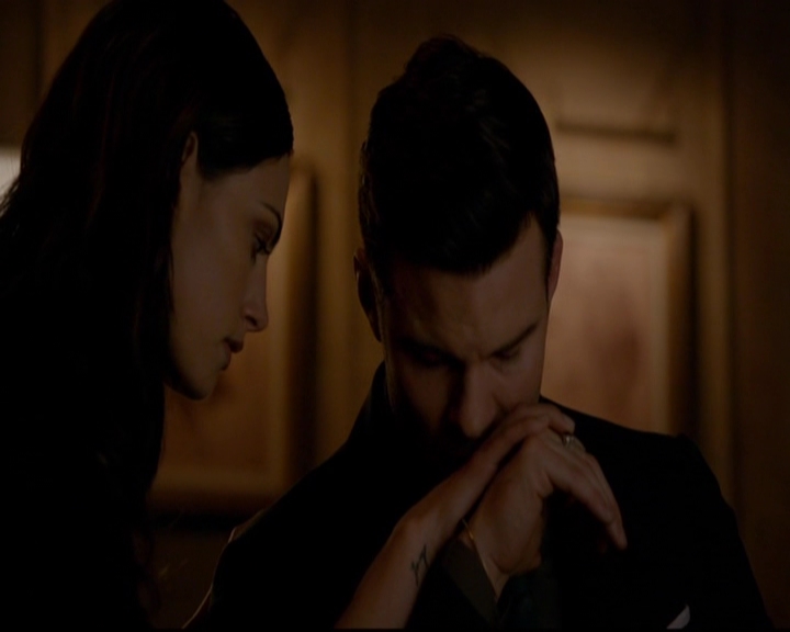 VampireDiariesWorld-dot-nl_TheOriginals_3x20WhereNothingStaysBuried2041.jpg