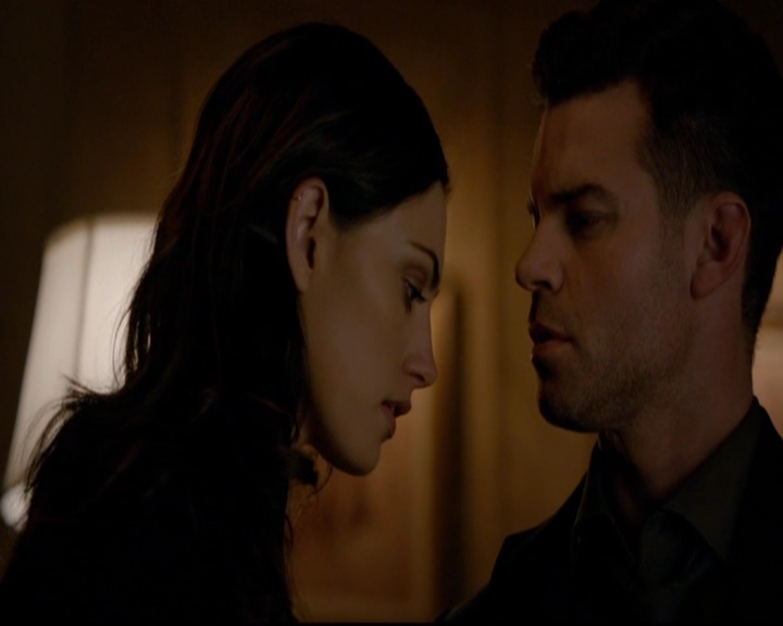 VampireDiariesWorld-dot-nl_TheOriginals_3x20WhereNothingStaysBuried2054.jpg