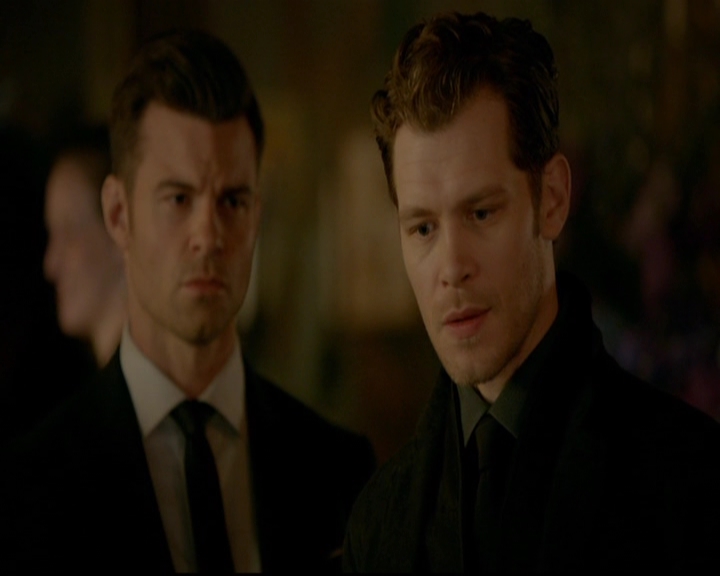 VampireDiariesWorld-dot-nl_TheOriginals_3x21GiveEmHellKid0304.jpg