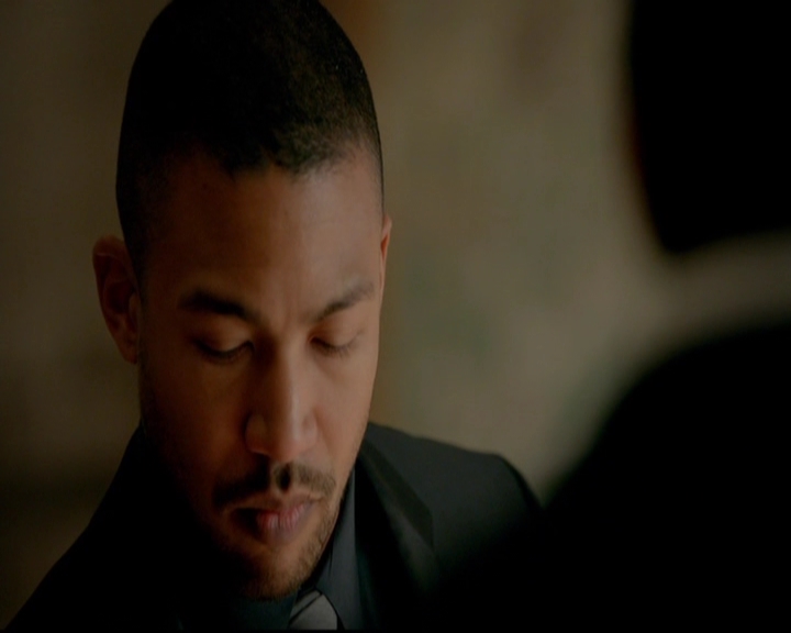 VampireDiariesWorld-dot-nl_TheOriginals_3x21GiveEmHellKid0528.jpg