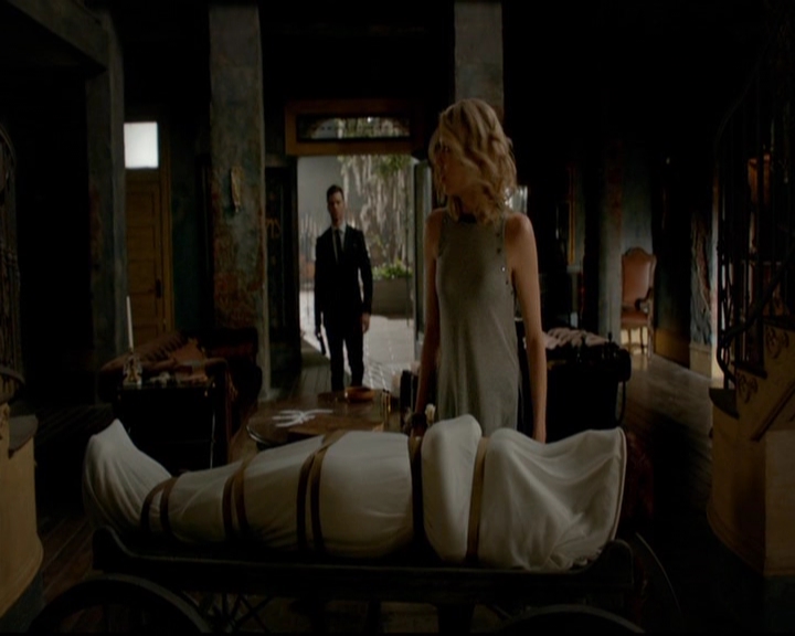 VampireDiariesWorld-dot-nl_TheOriginals_3x21GiveEmHellKid0800.jpg