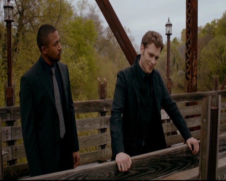 VampireDiariesWorld-dot-nl_TheOriginals_3x21GiveEmHellKid1026.jpg