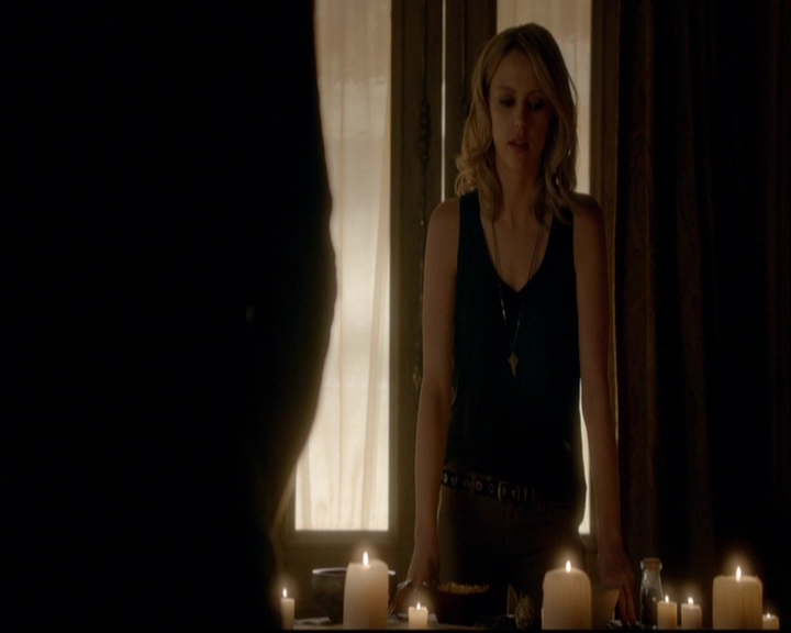 VampireDiariesWorld-dot-nl_TheOriginals_3x22TheBloodyCrown0189.jpg