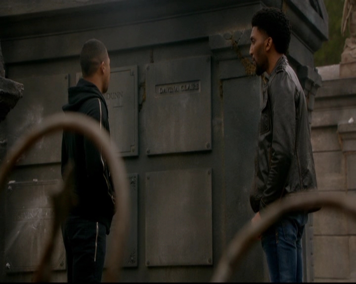 VampireDiariesWorld-dot-nl_TheOriginals_3x22TheBloodyCrown0246.jpg
