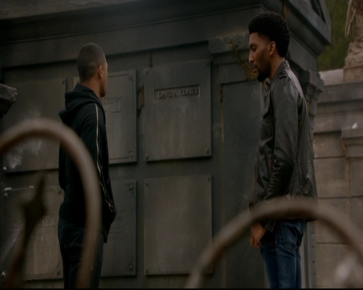 VampireDiariesWorld-dot-nl_TheOriginals_3x22TheBloodyCrown0247.jpg