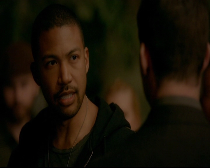VampireDiariesWorld-dot-nl_TheOriginals_3x22TheBloodyCrown0430.jpg