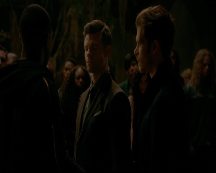 VampireDiariesWorld-dot-nl_TheOriginals_3x22TheBloodyCrown0435.jpg VampireDiariesWorld-dot-nl_TheOriginals_3x22TheBloodyCrown0435.jpg