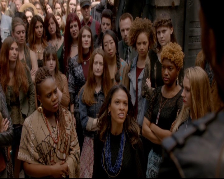 VampireDiariesWorld-dot-nl_TheOriginals_3x22TheBloodyCrown0463.jpg