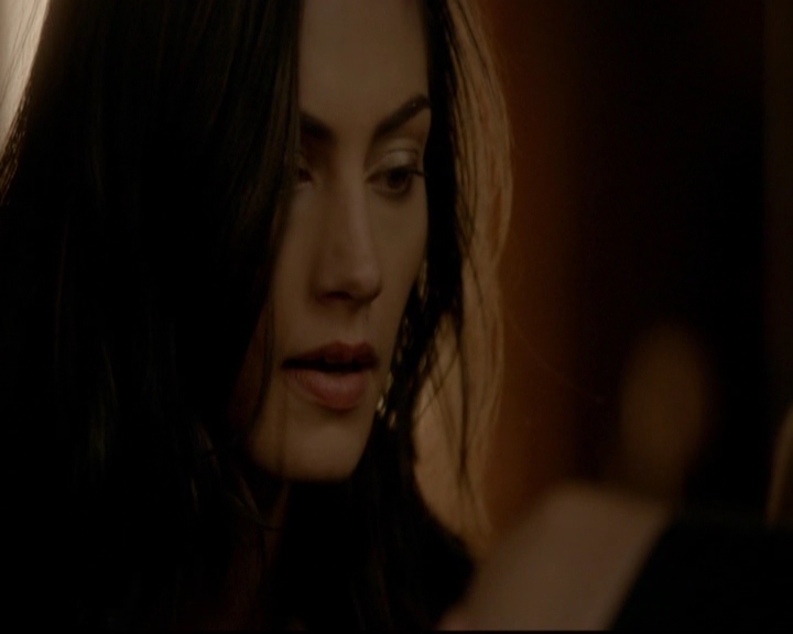 VampireDiariesWorld-dot-nl_TheOriginals_3x22TheBloodyCrown0519.jpg