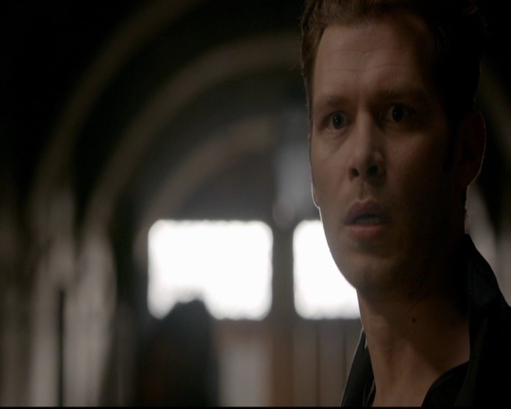 VampireDiariesWorld-dot-nl_TheOriginals_3x22TheBloodyCrown0649.jpg