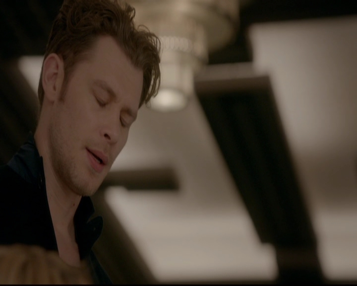 VampireDiariesWorld-dot-nl_TheOriginals_3x22TheBloodyCrown0757.jpg