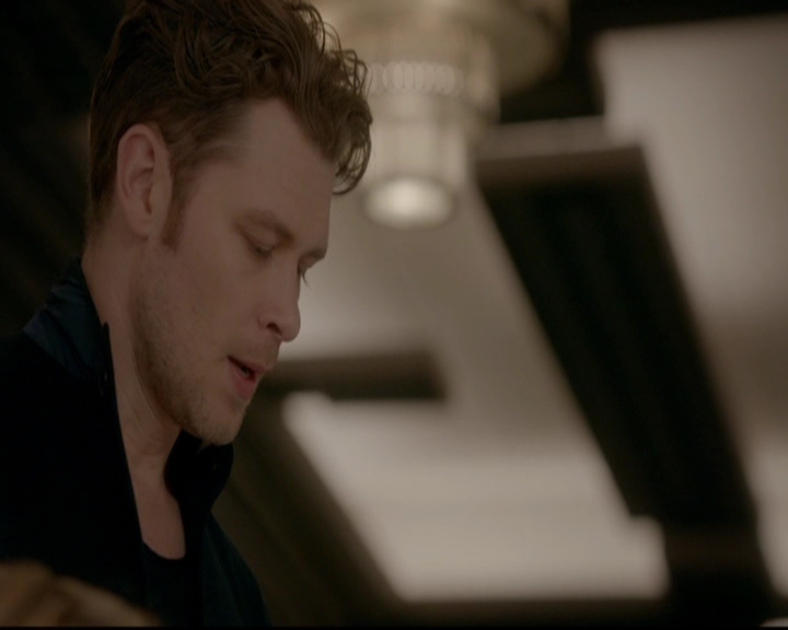 VampireDiariesWorld-dot-nl_TheOriginals_3x22TheBloodyCrown0758.jpg