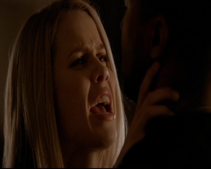 VampireDiariesWorld-dot-nl_TheOriginals_3x22TheBloodyCrown0820.jpg