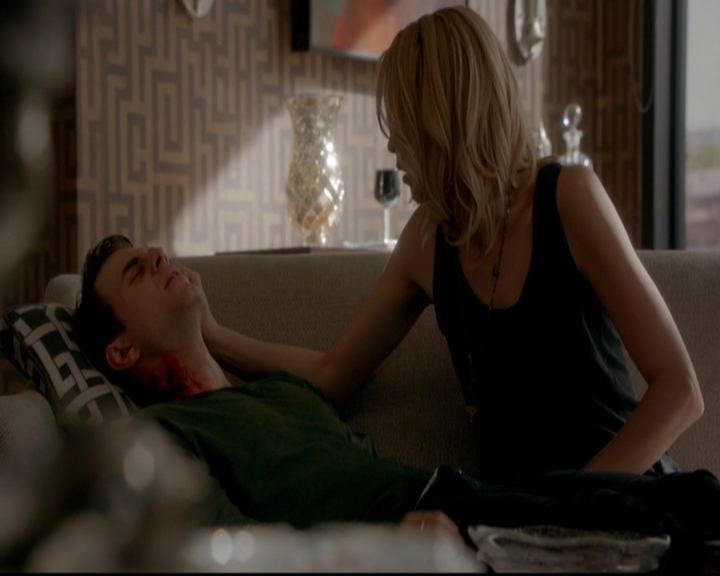 VampireDiariesWorld-dot-nl_TheOriginals_3x22TheBloodyCrown0875.jpg