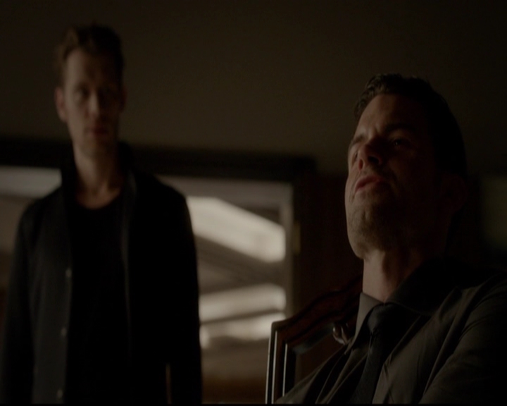 VampireDiariesWorld-dot-nl_TheOriginals_3x22TheBloodyCrown0895.jpg