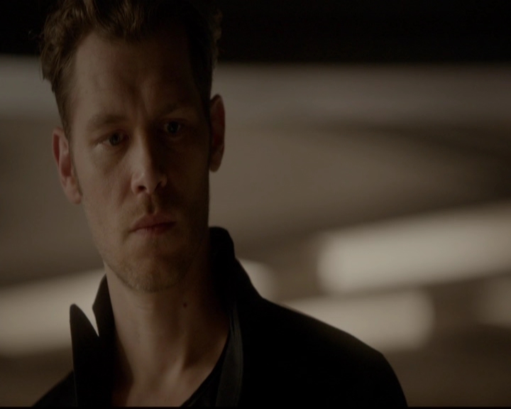 VampireDiariesWorld-dot-nl_TheOriginals_3x22TheBloodyCrown0902.jpg