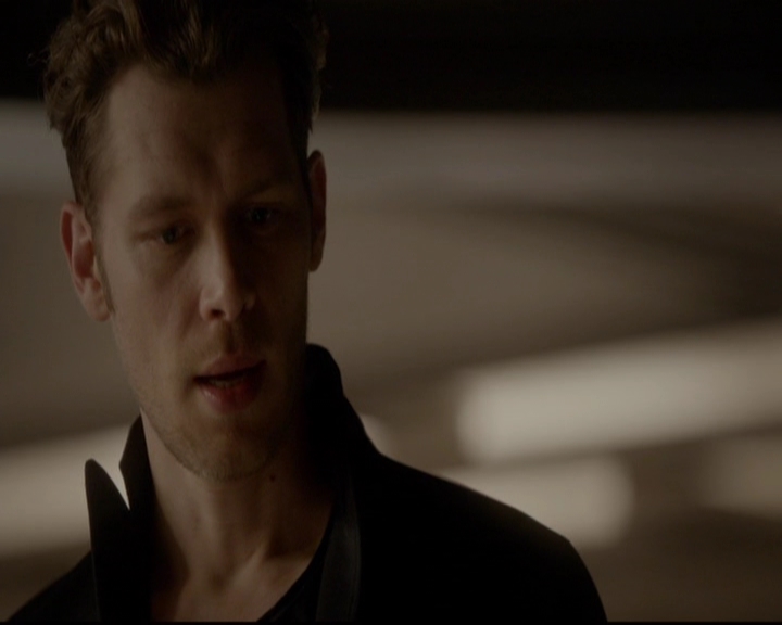 VampireDiariesWorld-dot-nl_TheOriginals_3x22TheBloodyCrown0913.jpg