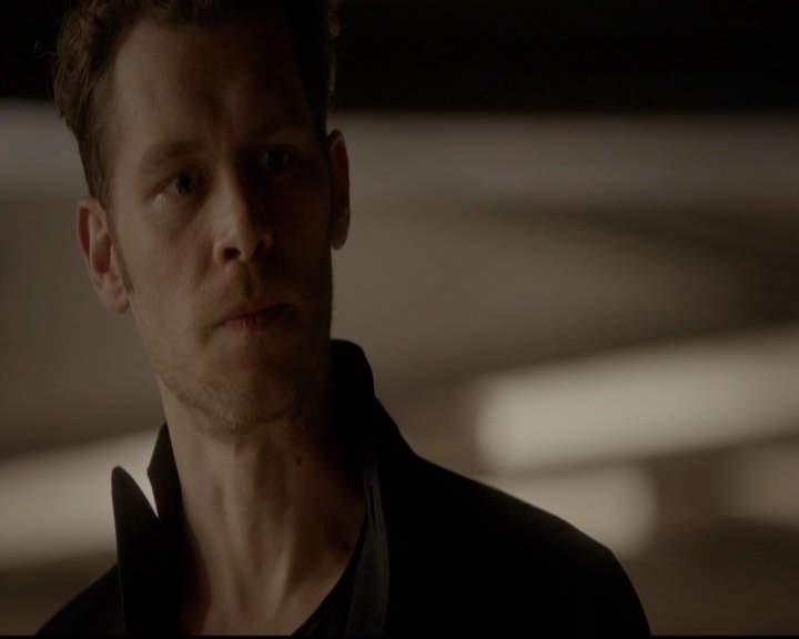 VampireDiariesWorld-dot-nl_TheOriginals_3x22TheBloodyCrown0914.jpg