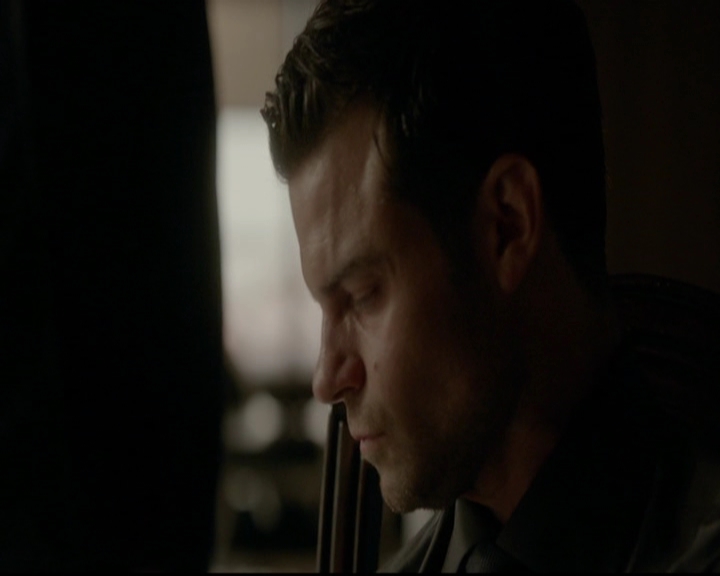 VampireDiariesWorld-dot-nl_TheOriginals_3x22TheBloodyCrown0923.jpg