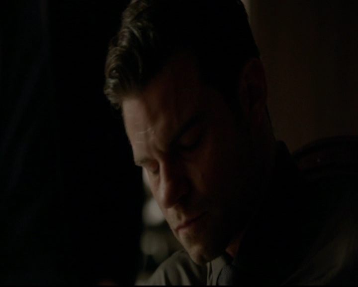 VampireDiariesWorld-dot-nl_TheOriginals_3x22TheBloodyCrown0924.jpg