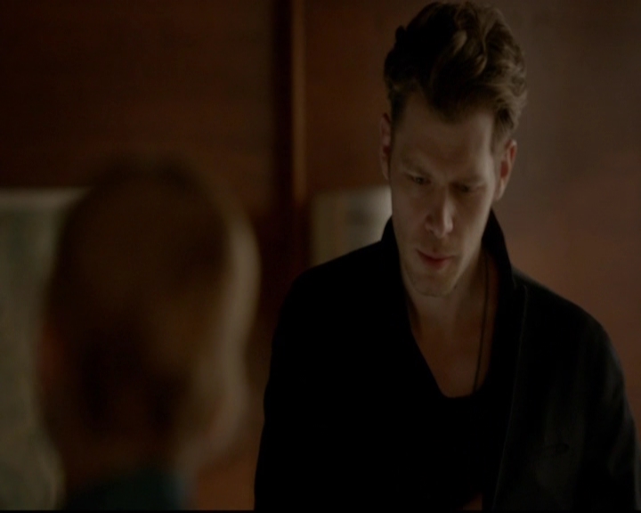 VampireDiariesWorld-dot-nl_TheOriginals_3x22TheBloodyCrown1011.jpg