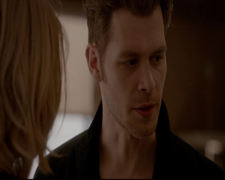 VampireDiariesWorld-dot-nl_TheOriginals_3x22TheBloodyCrown1043.jpg