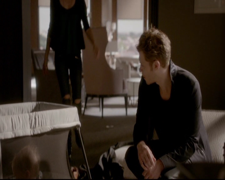 VampireDiariesWorld-dot-nl_TheOriginals_3x22TheBloodyCrown1071.jpg