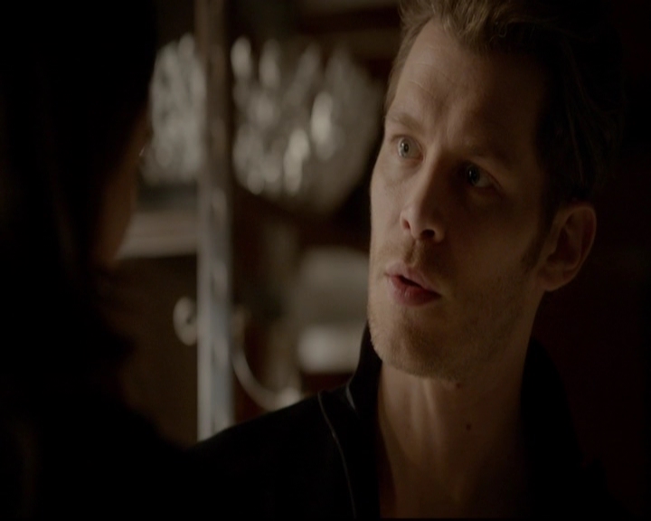 VampireDiariesWorld-dot-nl_TheOriginals_3x22TheBloodyCrown1090.jpg