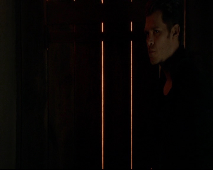 VampireDiariesWorld-dot-nl_TheOriginals_3x22TheBloodyCrown1110.jpg