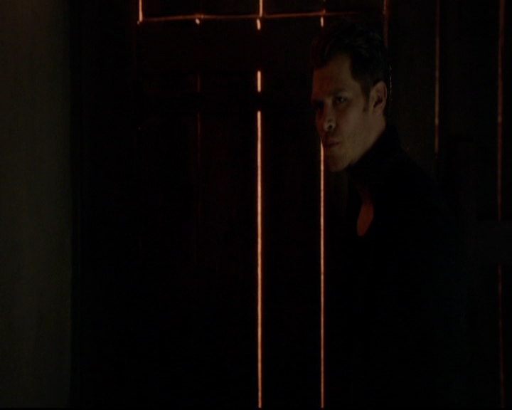 VampireDiariesWorld-dot-nl_TheOriginals_3x22TheBloodyCrown1111.jpg