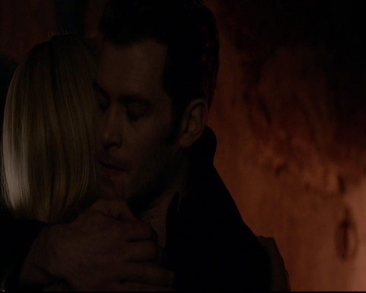 VampireDiariesWorld-dot-nl_TheOriginals_3x22TheBloodyCrown1143.jpg