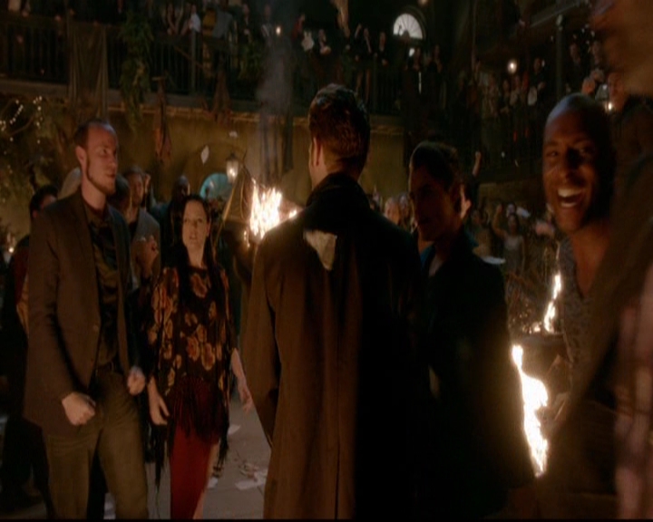 VampireDiariesWorld-dot-nl_TheOriginals_3x22TheBloodyCrown1164.jpg