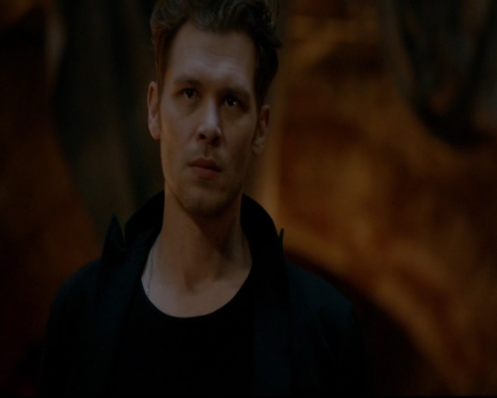 VampireDiariesWorld-dot-nl_TheOriginals_3x22TheBloodyCrown1212.jpg