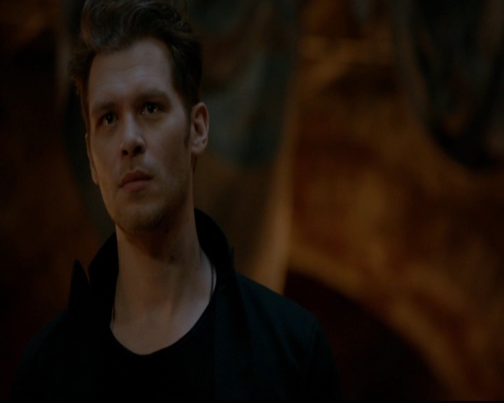 VampireDiariesWorld-dot-nl_TheOriginals_3x22TheBloodyCrown1213.jpg