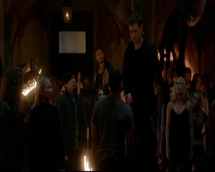 VampireDiariesWorld-dot-nl_TheOriginals_3x22TheBloodyCrown1235.jpg