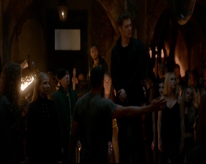 VampireDiariesWorld-dot-nl_TheOriginals_3x22TheBloodyCrown1238.jpg