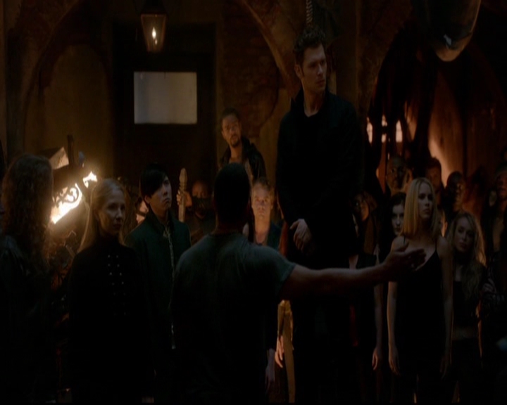 VampireDiariesWorld-dot-nl_TheOriginals_3x22TheBloodyCrown1239.jpg