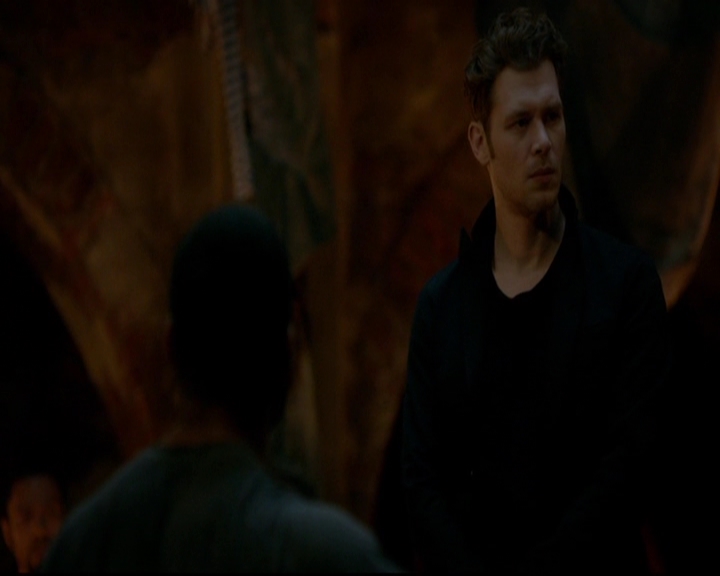 VampireDiariesWorld-dot-nl_TheOriginals_3x22TheBloodyCrown1242.jpg