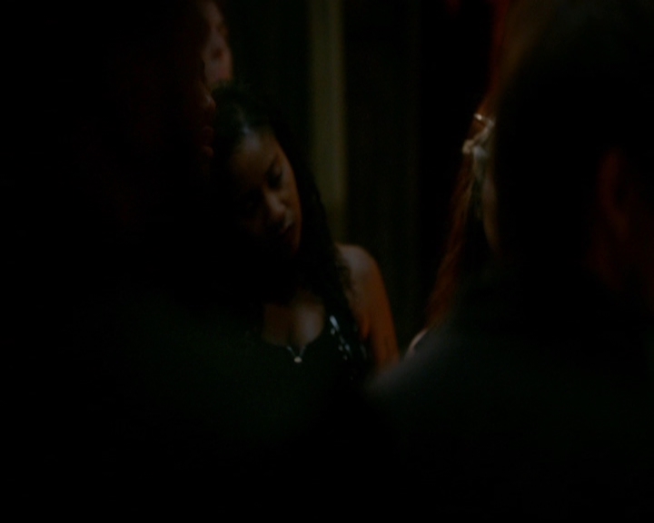 VampireDiariesWorld-dot-nl_TheOriginals_3x22TheBloodyCrown1268.jpg