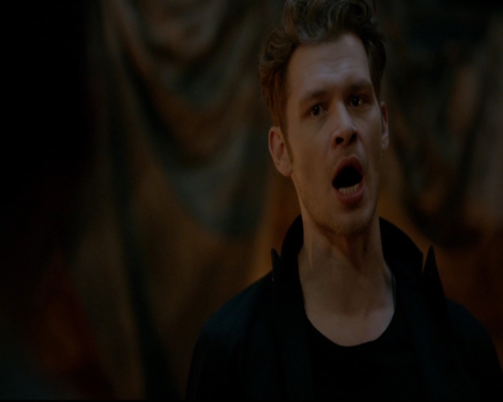 VampireDiariesWorld-dot-nl_TheOriginals_3x22TheBloodyCrown1296.jpg