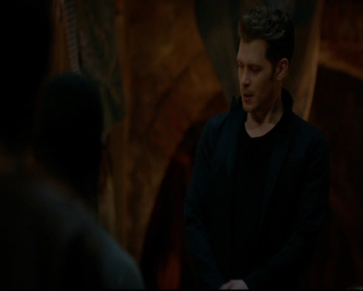 VampireDiariesWorld-dot-nl_TheOriginals_3x22TheBloodyCrown1308.jpg