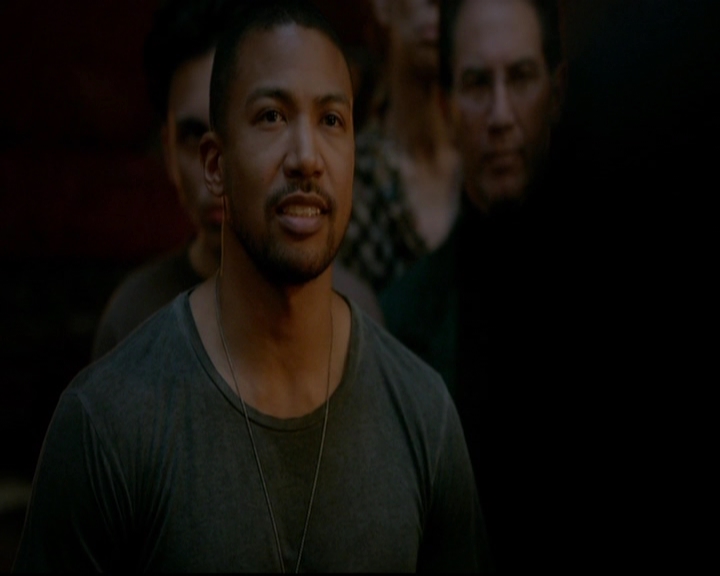 VampireDiariesWorld-dot-nl_TheOriginals_3x22TheBloodyCrown1329.jpg