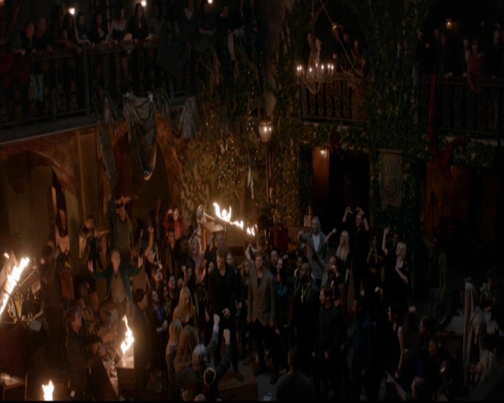 VampireDiariesWorld-dot-nl_TheOriginals_3x22TheBloodyCrown1376.jpg
