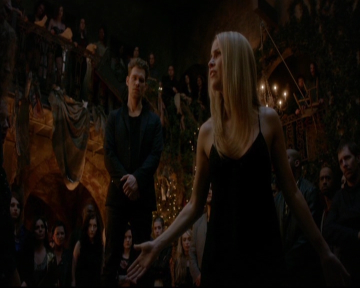 VampireDiariesWorld-dot-nl_TheOriginals_3x22TheBloodyCrown1407.jpg