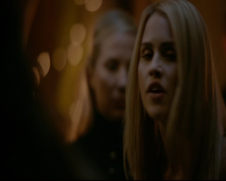 VampireDiariesWorld-dot-nl_TheOriginals_3x22TheBloodyCrown1414.jpg