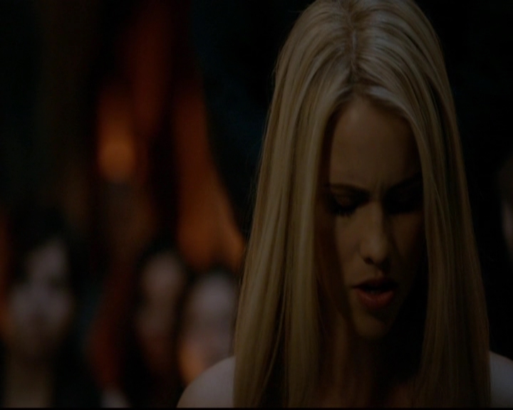 VampireDiariesWorld-dot-nl_TheOriginals_3x22TheBloodyCrown1442.jpg